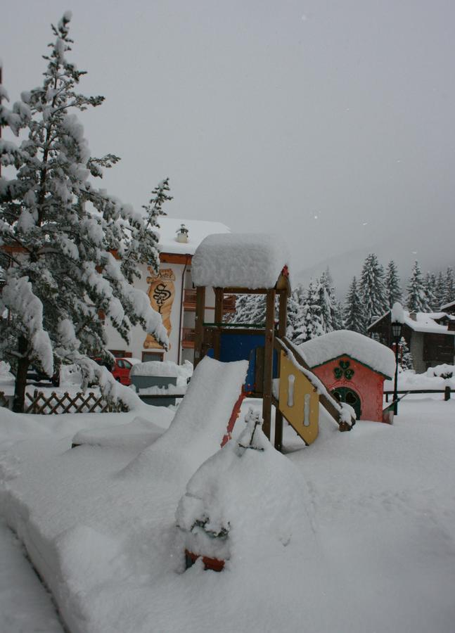 Garni Defrancesco Hotel Campitello di Fassa Exterior photo
